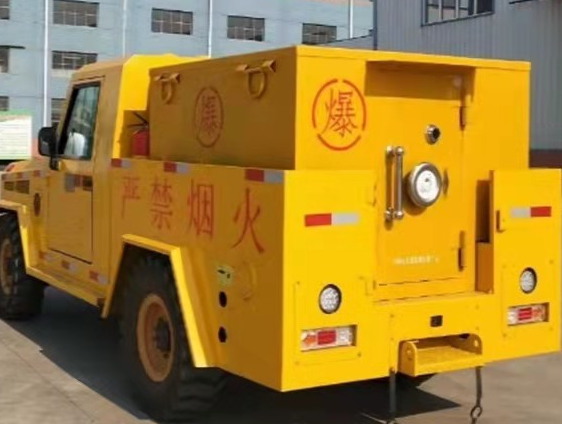 寿阳凯龙爆破器材运输车：保障爆破任务的安全运行
